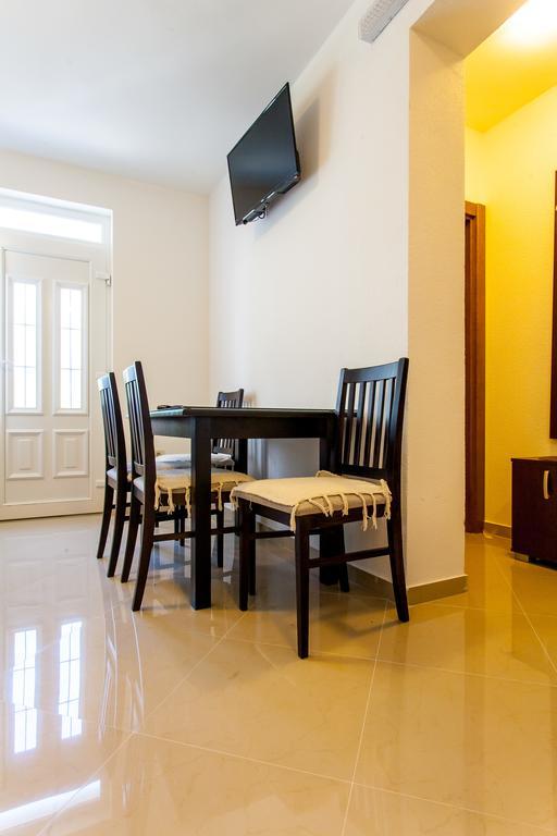 Apartments Ljubica Herceg Novi Oda fotoğraf