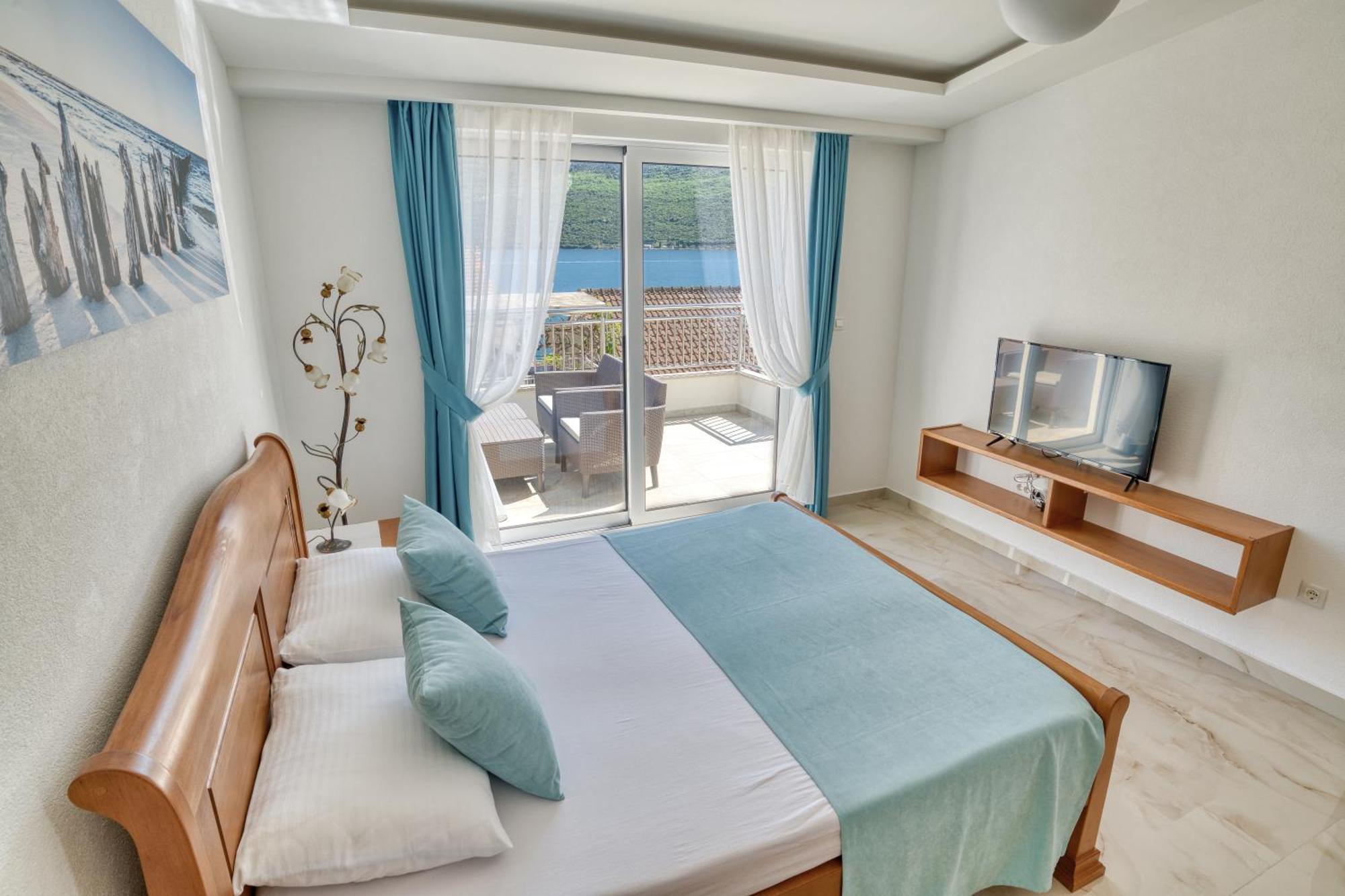Apartments Ljubica Herceg Novi Dış mekan fotoğraf