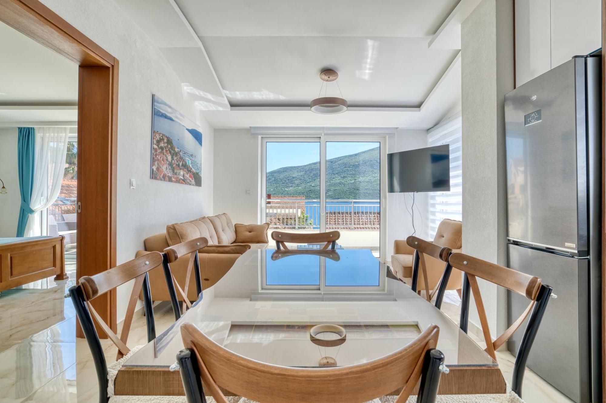 Apartments Ljubica Herceg Novi Dış mekan fotoğraf